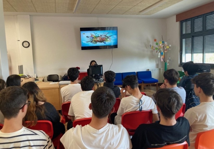 Sessão de Partilha / “À conversa com …”