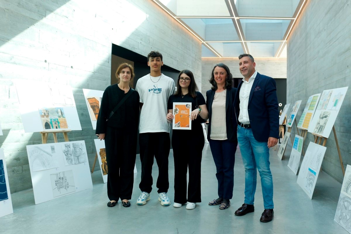  Alunos do 10º C no pódio - A escultura na Rota do Românico 20222-23