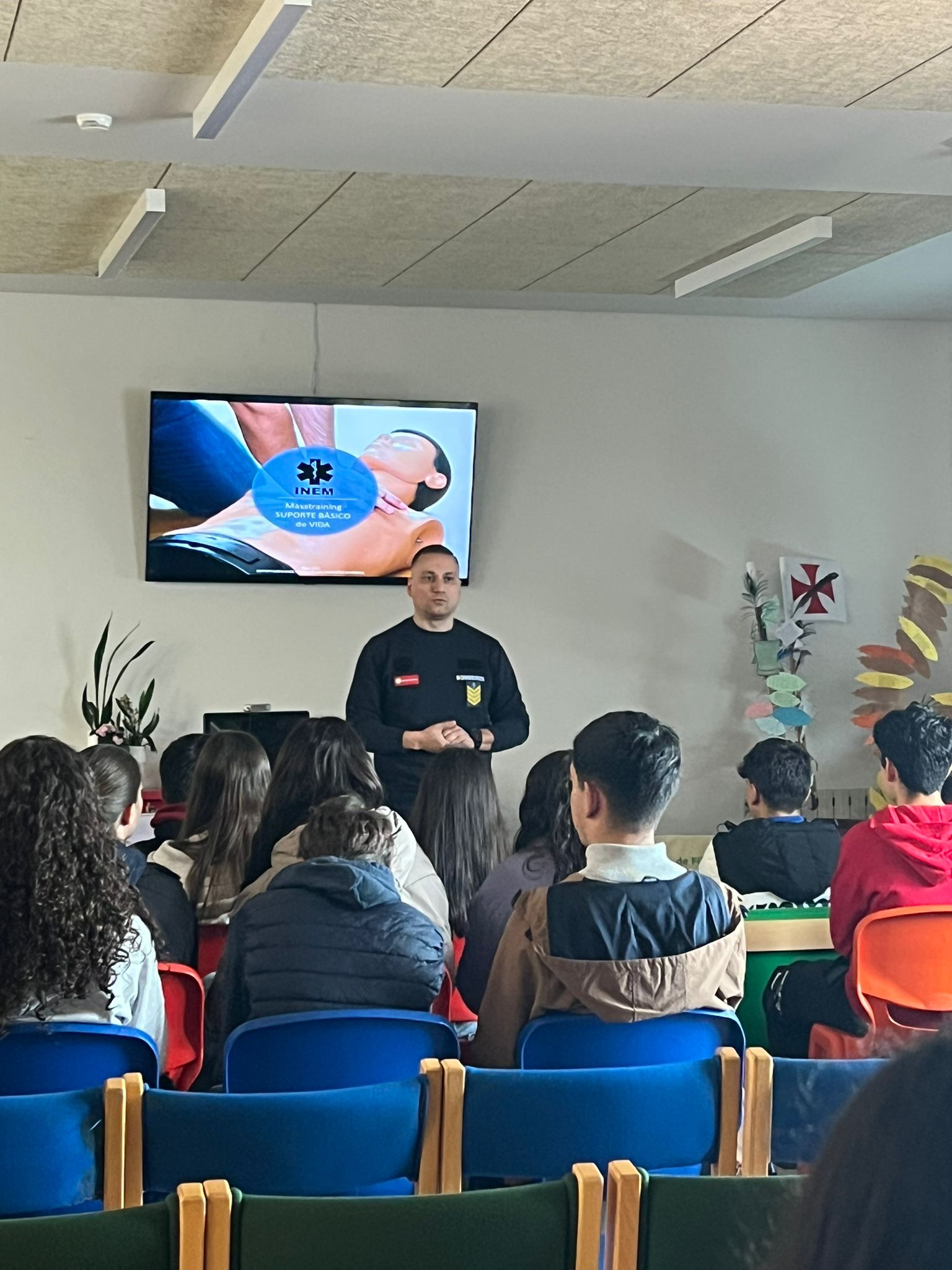 Sessão de Suporte Básico de Vida – 9ºano