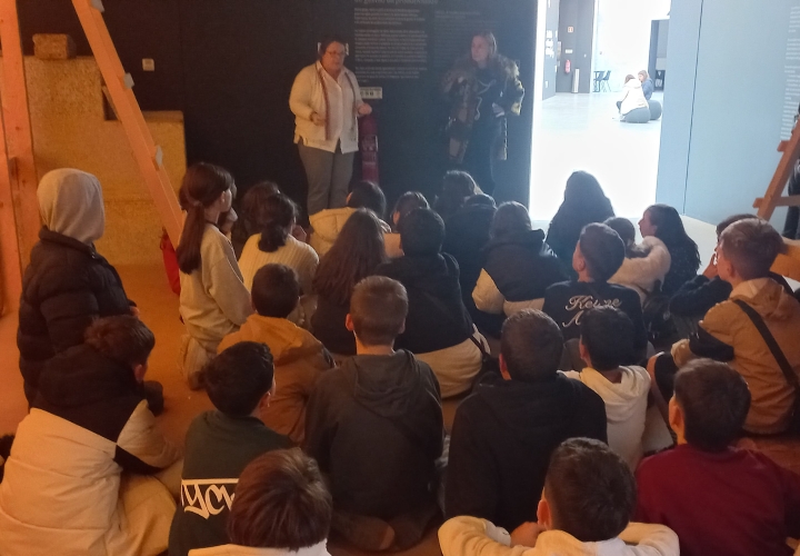 Fomos ao teatro e ao Centro de Interpretação do Românico!