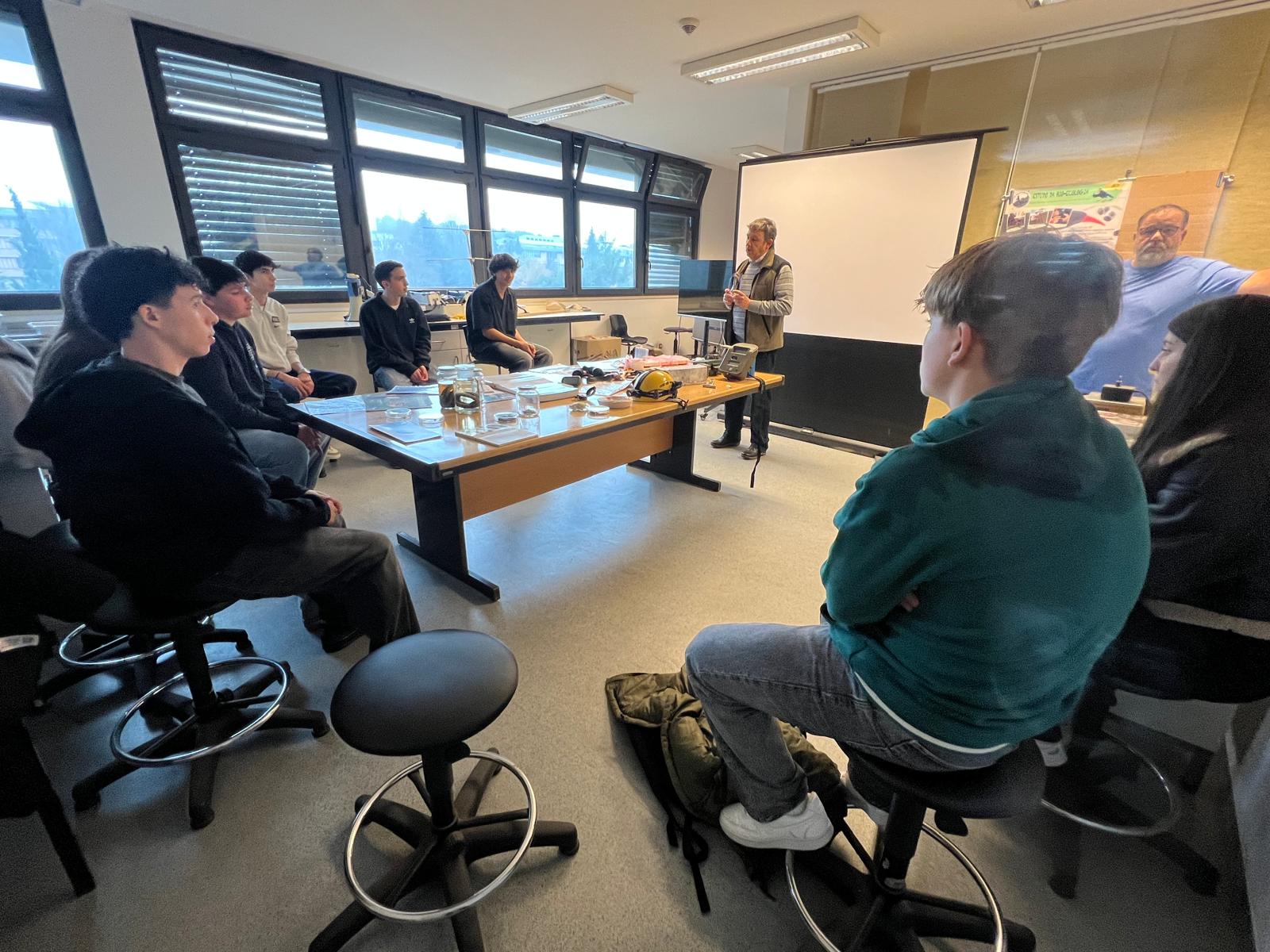 Visita de Estudo à UTAD – Uma Experiência Científica e de Saúde para os Alunos do 10.º Ano